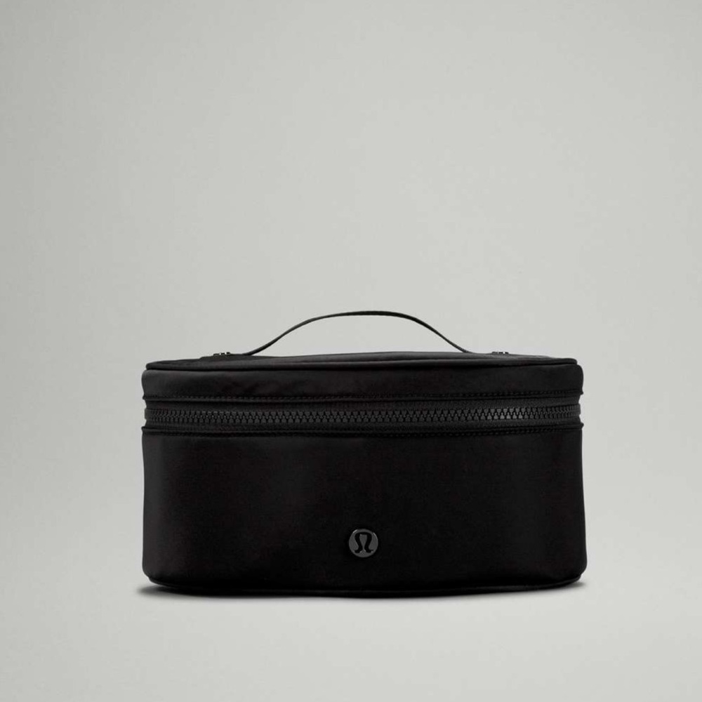 NWT lululemon Oval Top-Access Kit 3.5L - Picture 5 of 7